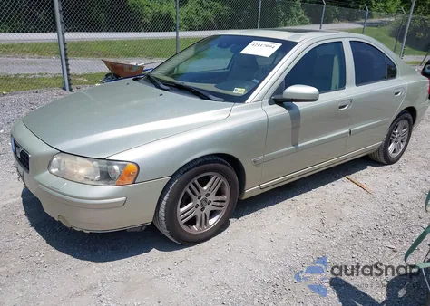 2005 Volvo S60 2.5T from USA, damaged, VIN YV1RS592952441652